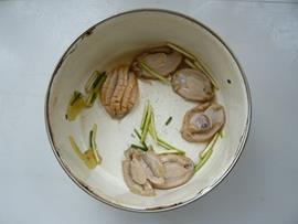 XO酱蒸鲍鱼怎么做，XO酱蒸鲍鱼怎么做好吃，XO酱蒸鲍鱼做法