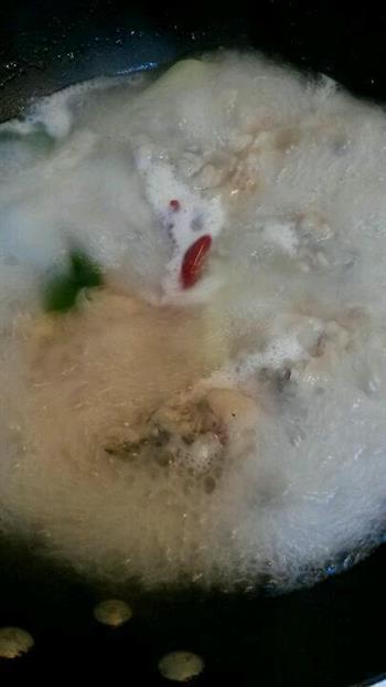 炖油炸鱼块怎么做，炖油炸鱼块怎么做好吃，炖油炸鱼块做法