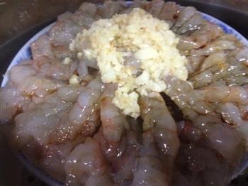 蒜茸粉丝蒸虾怎么做，蒜茸粉丝蒸虾怎么做好吃，蒜茸粉丝蒸虾做法