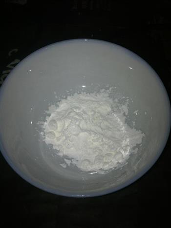 姜葱蒜炒花甲怎么做，姜葱蒜炒花甲怎么做好吃，姜葱蒜炒花甲做法