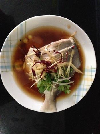 奶锅 清蒸鲳鱼怎么做，奶锅 清蒸鲳鱼怎么做好吃，奶锅 清蒸鲳鱼做法