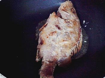 香煎豆酱瓜子斑怎么做，香煎豆酱瓜子斑怎么做好吃，香煎豆酱瓜子斑做法