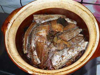 焖酥带鱼怎么做，焖酥带鱼怎么做好吃，焖酥带鱼做法