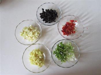 豆豉蒸鮰鱼怎么做，豆豉蒸鮰鱼怎么做好吃，豆豉蒸鮰鱼做法