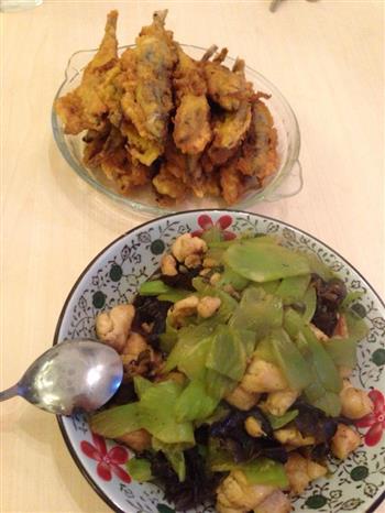 炸多春鱼怎么做，炸多春鱼怎么做好吃，炸多春鱼做法