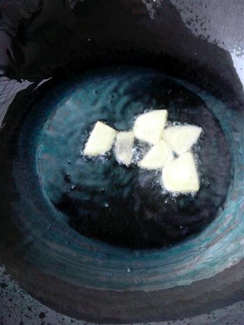 黄辣丁炖豆腐怎么做，黄辣丁炖豆腐怎么做好吃，黄辣丁炖豆腐做法