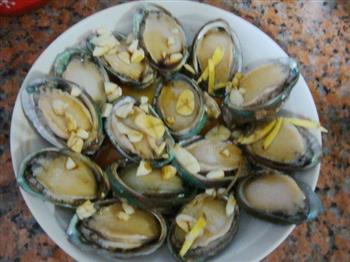 蒜蓉豉油蒸鲍鱼怎么做，蒜蓉豉油蒸鲍鱼怎么做好吃，蒜蓉豉油蒸鲍鱼做法