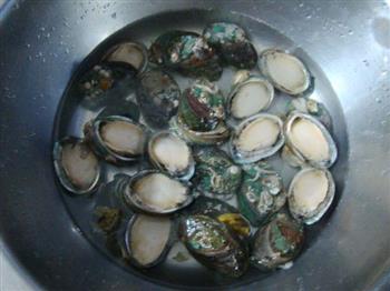 蒜蓉豉油蒸鲍鱼怎么做，蒜蓉豉油蒸鲍鱼怎么做好吃，蒜蓉豉油蒸鲍鱼做法