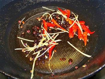 豉椒花甲怎么做，豉椒花甲怎么做好吃，豉椒花甲做法