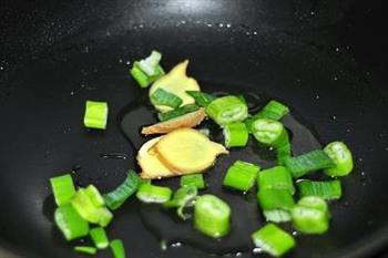 简单快手菜-麻辣香水鱼怎么做，简单快手菜-麻辣香水鱼怎么做好吃，简单快手菜-麻辣香水鱼做法