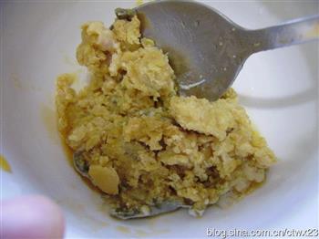 咸蛋黄焗膏蟹怎么做，咸蛋黄焗膏蟹怎么做好吃，咸蛋黄焗膏蟹做法
