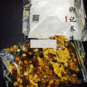 早餐藕粉坚果麦片怎么做，早餐藕粉坚果麦片怎么做好吃，早餐藕粉坚果麦片做法