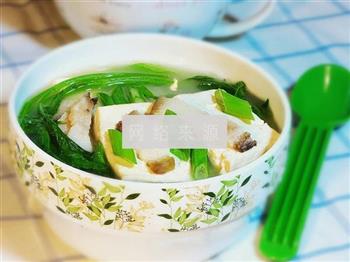 雪里蕻豆腐汤怎么做，雪里蕻豆腐汤怎么做好吃，雪里蕻豆腐汤做法