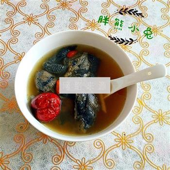 养生乌鸡汤怎么做，养生乌鸡汤怎么做好吃，养生乌鸡汤做法