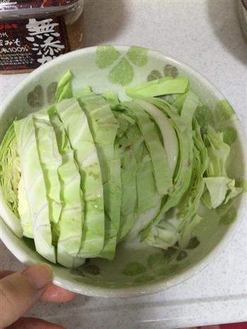 日本料理豚汁怎么做，日本料理豚汁怎么做好吃，日本料理豚汁做法