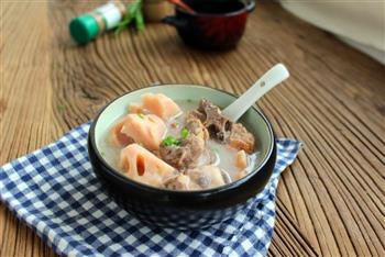润肺去燥-莲藕排骨汤怎么做，润肺去燥-莲藕排骨汤怎么做好吃，润肺去燥-莲藕排骨汤做法