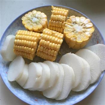 排骨玉米山药萝卜煲怎么做，排骨玉米山药萝卜煲怎么做好吃，排骨玉米山药萝卜煲做法
