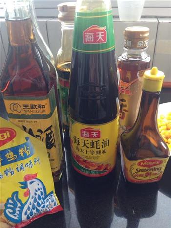 茄汁油闷虾怎么做，茄汁油闷虾怎么做好吃，茄汁油闷虾做法