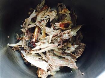 香醇鸭架汤怎么做，香醇鸭架汤怎么做好吃，香醇鸭架汤做法