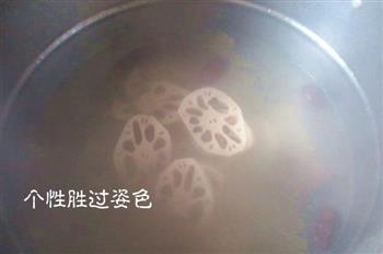 清炖果蔬骨头汤怎么做，清炖果蔬骨头汤怎么做好吃，清炖果蔬骨头汤做法