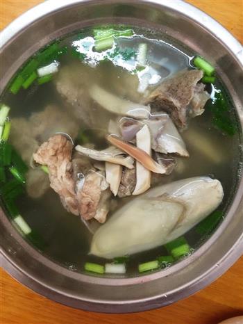 墨鱼猪骨汤怎么做，墨鱼猪骨汤怎么做好吃，墨鱼猪骨汤做法