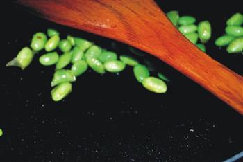 红烧华子鱼怎么做，红烧华子鱼怎么做好吃，红烧华子鱼做法