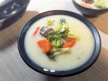 好侍蔬菜牛奶浓汤怎么做，好侍蔬菜牛奶浓汤怎么做好吃，好侍蔬菜牛奶浓汤做法