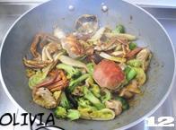 干锅香辣蟹怎么做，干锅香辣蟹怎么做好吃，干锅香辣蟹做法