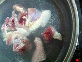 罗汉果虫草花煲鸡汤怎么做，罗汉果虫草花煲鸡汤怎么做好吃，罗汉果虫草花煲鸡汤做法