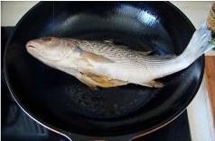 香辣豆豉黄鱼怎么做,香辣豆豉黄鱼怎么做好吃,香辣豆豉黄鱼做法 香辣豆豉黄鱼怎么做,香辣豆豉黄鱼怎么做好吃,香辣豆豉黄鱼做法