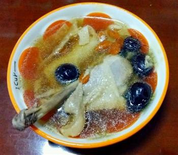 花胶沙参炖鸡汤怎么做，花胶沙参炖鸡汤怎么做好吃，花胶沙参炖鸡汤做法