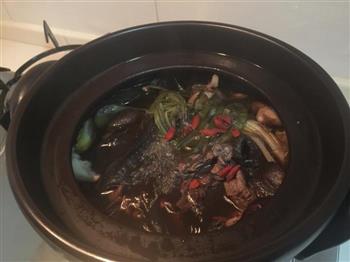 四物乌鸡汤怎么做，四物乌鸡汤怎么做好吃，四物乌鸡汤做法