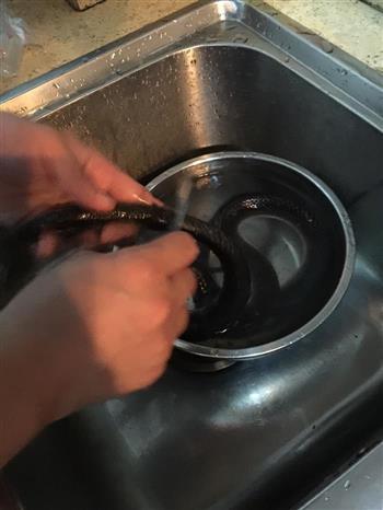 白果乌蛇汤怎么做，白果乌蛇汤怎么做好吃，白果乌蛇汤做法