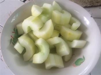 老黄瓜鸡汤怎么做，老黄瓜鸡汤怎么做好吃，老黄瓜鸡汤做法