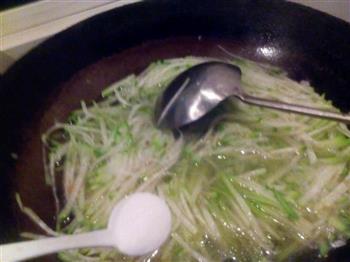 萝卜丝牛肉丸子汤怎么做，萝卜丝牛肉丸子汤怎么做好吃，萝卜丝牛肉丸子汤做法