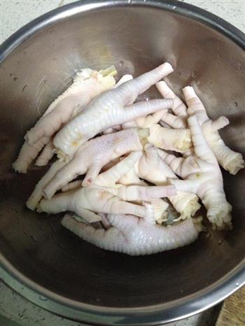鸡脚青豆玉米汤怎么做，鸡脚青豆玉米汤怎么做好吃，鸡脚青豆玉米汤做法