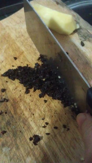 豆鼓蒸黄骨鱼-小丽家常菜怎么做，豆鼓蒸黄骨鱼-小丽家常菜怎么做好吃，豆鼓蒸黄骨鱼-小丽家常菜做法