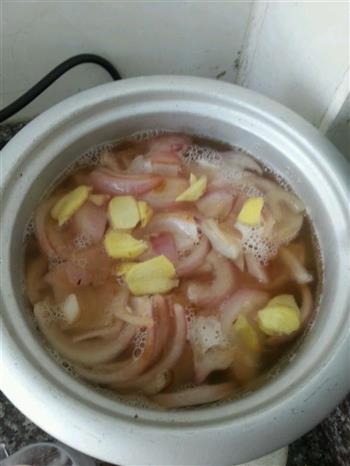 洋葱鸡汤怎么做，洋葱鸡汤怎么做好吃，洋葱鸡汤做法