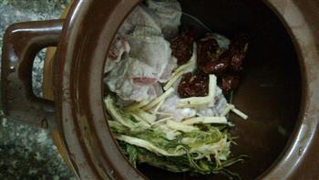 霸王花排骨汤怎么做，霸王花排骨汤怎么做好吃，霸王花排骨汤做法