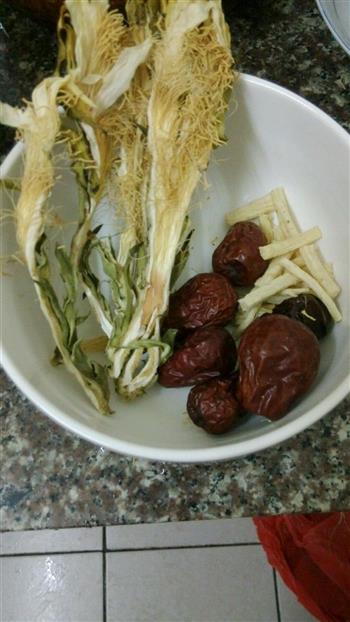 霸王花排骨汤怎么做，霸王花排骨汤怎么做好吃，霸王花排骨汤做法