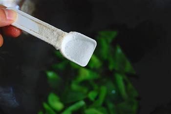 鱼片滑青椒怎么做，鱼片滑青椒怎么做好吃，鱼片滑青椒做法