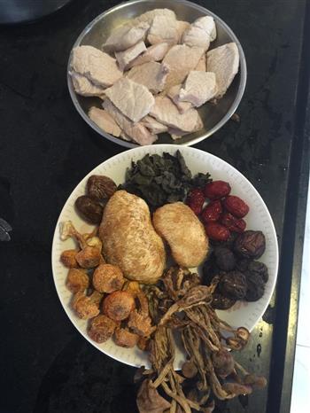 杂菌瘦肉汤怎么做，杂菌瘦肉汤怎么做好吃，杂菌瘦肉汤做法