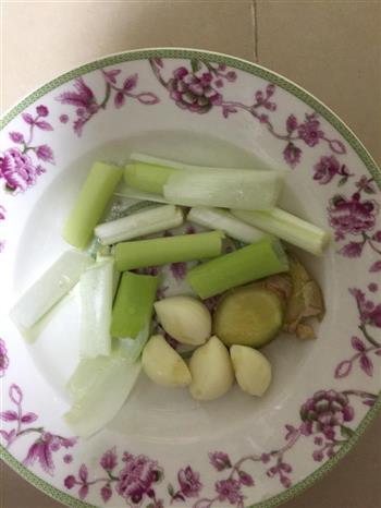 鲍鱼参鸡汤怎么做，鲍鱼参鸡汤怎么做好吃，鲍鱼参鸡汤做法