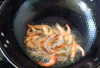 干煸香辣虾怎么做，干煸香辣虾怎么做好吃，干煸香辣虾做法
