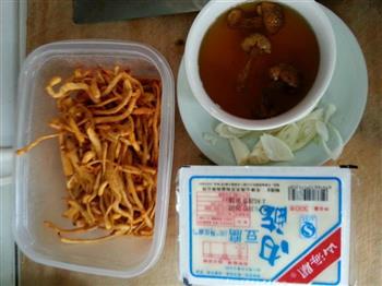 姬松茸虫草花豆腐汤-抗氧化怎么做，姬松茸虫草花豆腐汤-抗氧化怎么做好吃，姬松茸虫草花豆腐汤-抗氧化做法