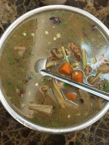 酸萝卜鸭怎么做，酸萝卜鸭怎么做好吃，酸萝卜鸭做法