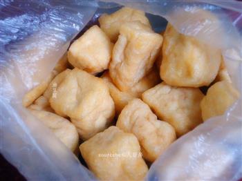 夏天清热解暑，西瓜皮骨头汤怎么做，夏天清热解暑，西瓜皮骨头汤怎么做好吃，夏天清热解暑，西瓜皮骨头汤做法