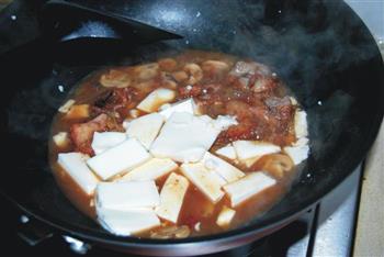 豆腐烧九肚鱼怎么做，豆腐烧九肚鱼怎么做好吃，豆腐烧九肚鱼做法
