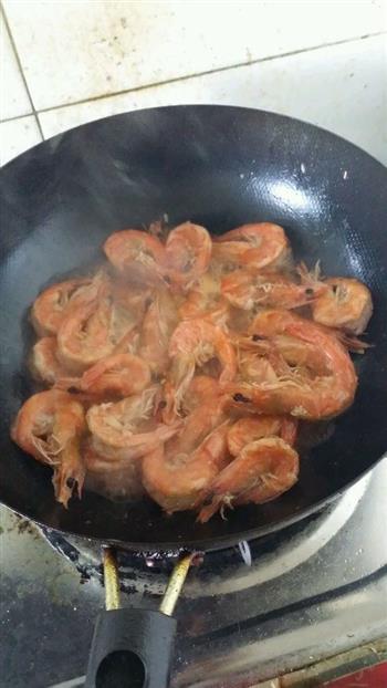 油焖大虾 家常版怎么做，油焖大虾 家常版怎么做好吃，油焖大虾 家常版做法