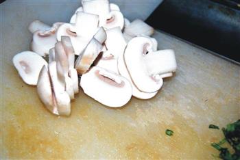 豆腐烧九肚鱼怎么做，豆腐烧九肚鱼怎么做好吃，豆腐烧九肚鱼做法